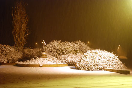 la statua di S.Clelia sotto la neve